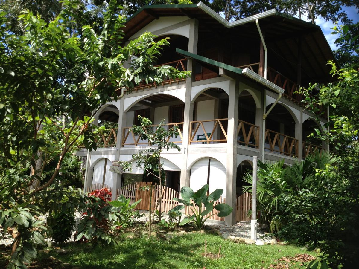 Cabanas Tucan Eco Hotel Capurgana Exterior photo
